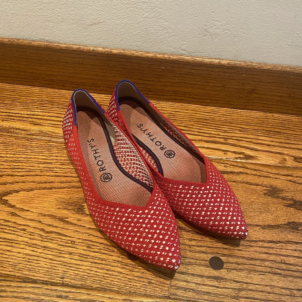 Rothy's Pointed-Toe Red with white Polka Dots size 10.5